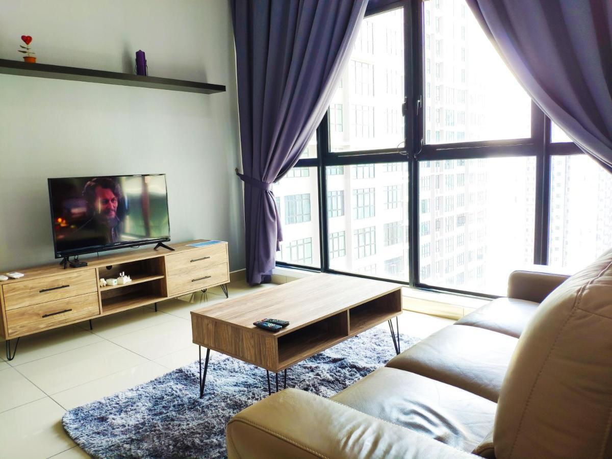 Netflix# Conezion Ioi Resort City By Salaam Suites Putrajaya Exterior foto