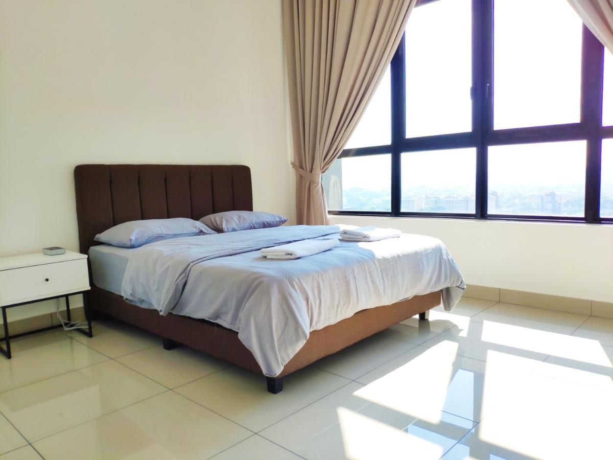 Netflix# Conezion Ioi Resort City By Salaam Suites Putrajaya Exterior foto